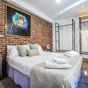 https://moderno-y-cntrico-apartamento-en-tesoro-6.es-andalucia.com