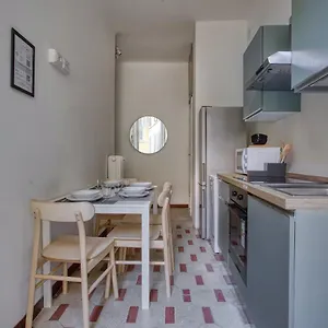 https://altido-chic-flat-in-the-heart-of.italymilanhotels.net